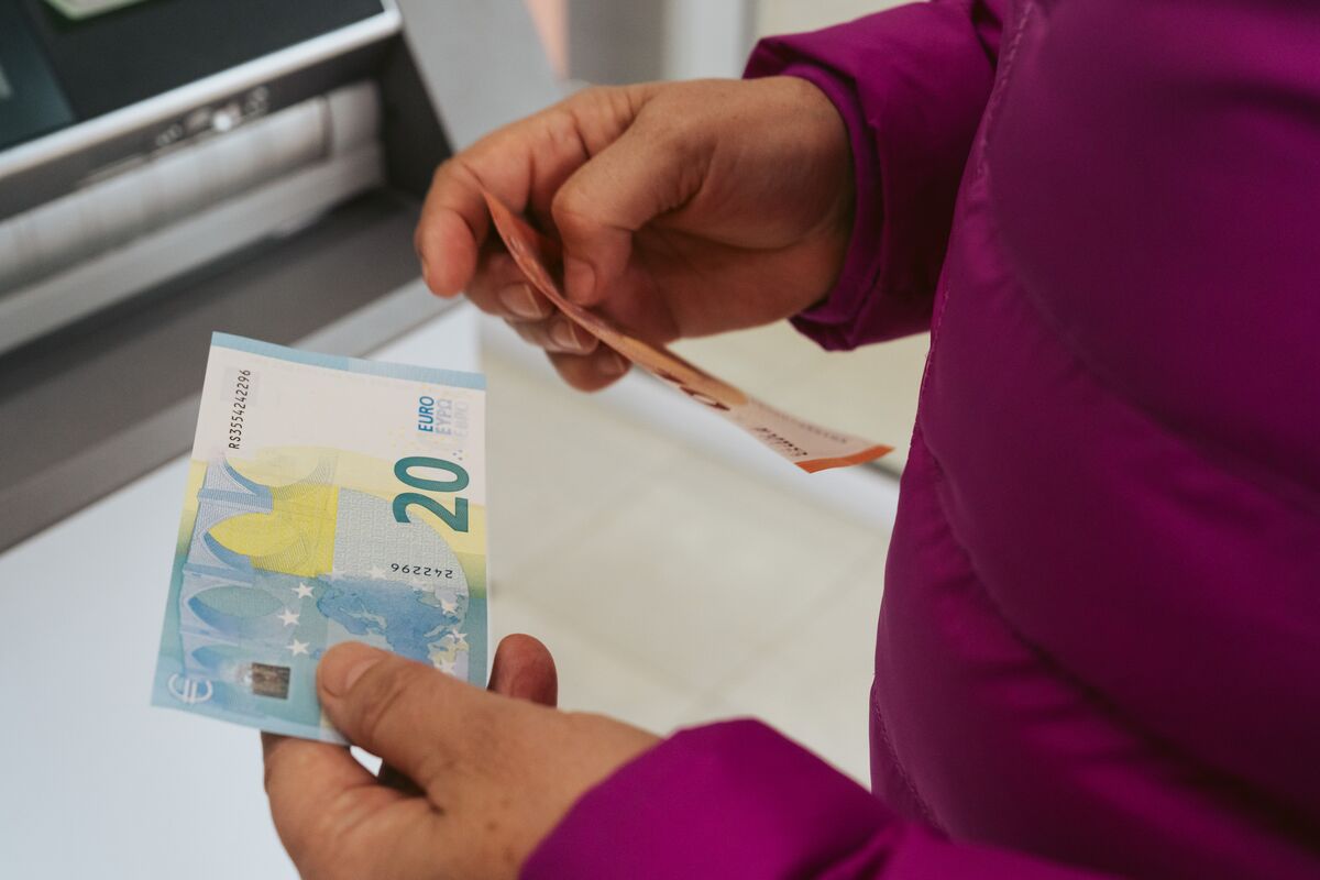 Bond Investors See Region of Opportunity in Eastern Europe
