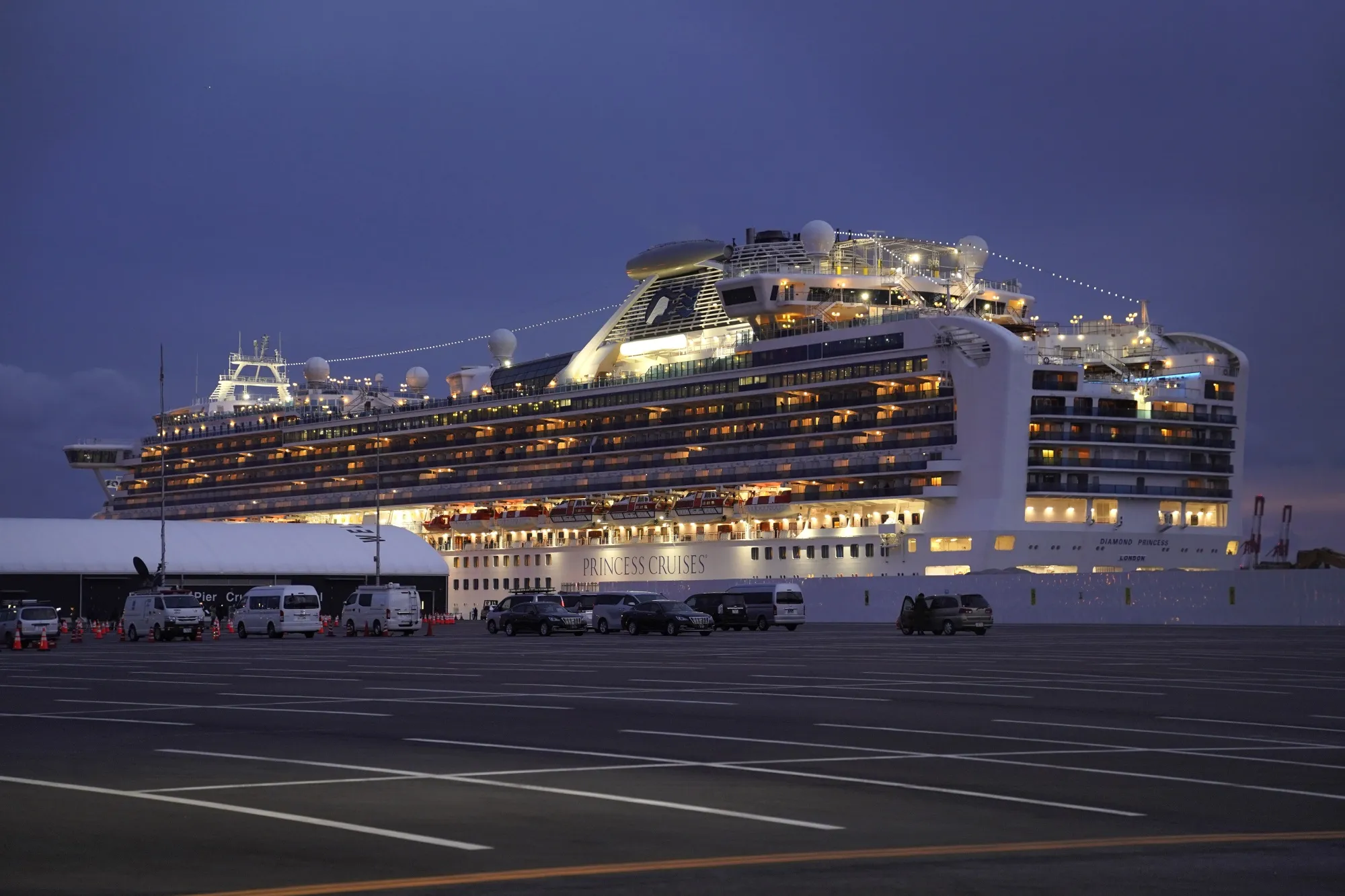 The Diamond Princess cruise ship docked in Yokohama in 2020.