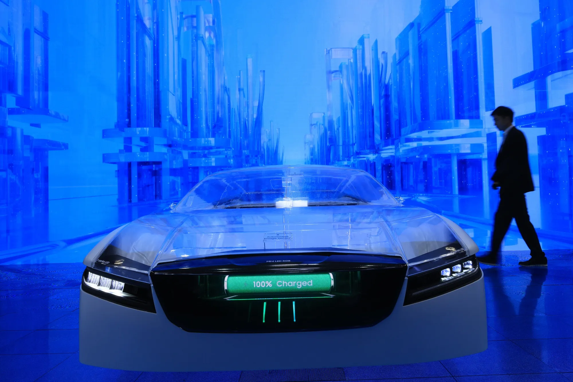 An automobile model displaying EV technologies&nbsp;at the Samsung SDI Co. pavilion at the Munich Motor Show in Sept.