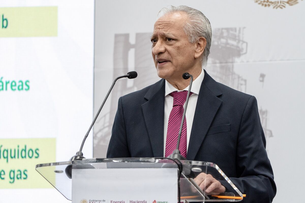 Exdirector de Pemex enfrenta investigación por violencia doméstica