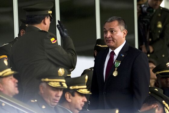 Mexico Probes Former Top Cop Accused of Taking El Chapo Bribes