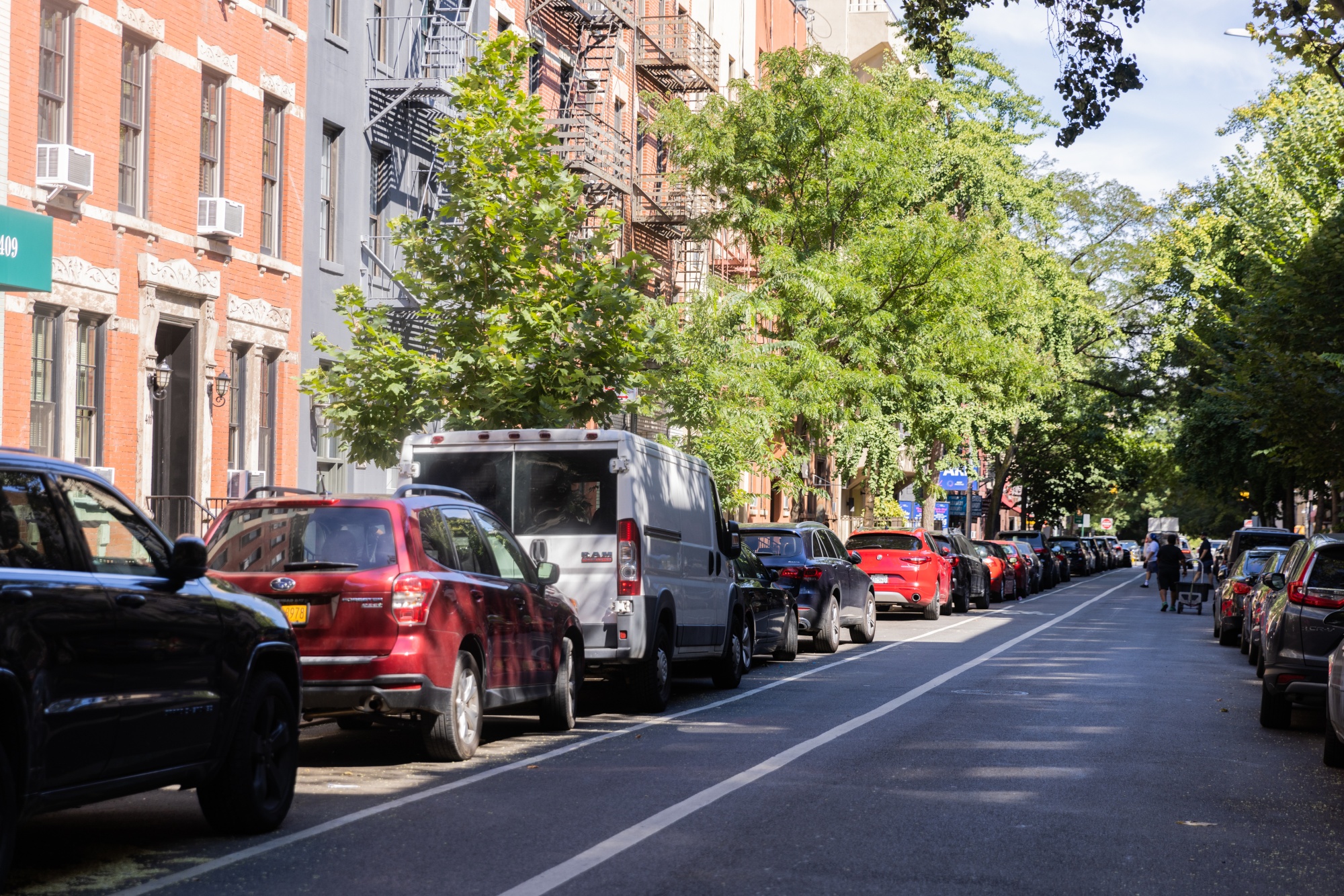 NYC's Parking 'Nightmare' Deepens With 224% Increase in New Cars - Bloomberg