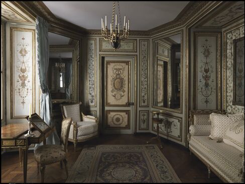Boudoir from the Hôtel de Crillon, 1777-1780.