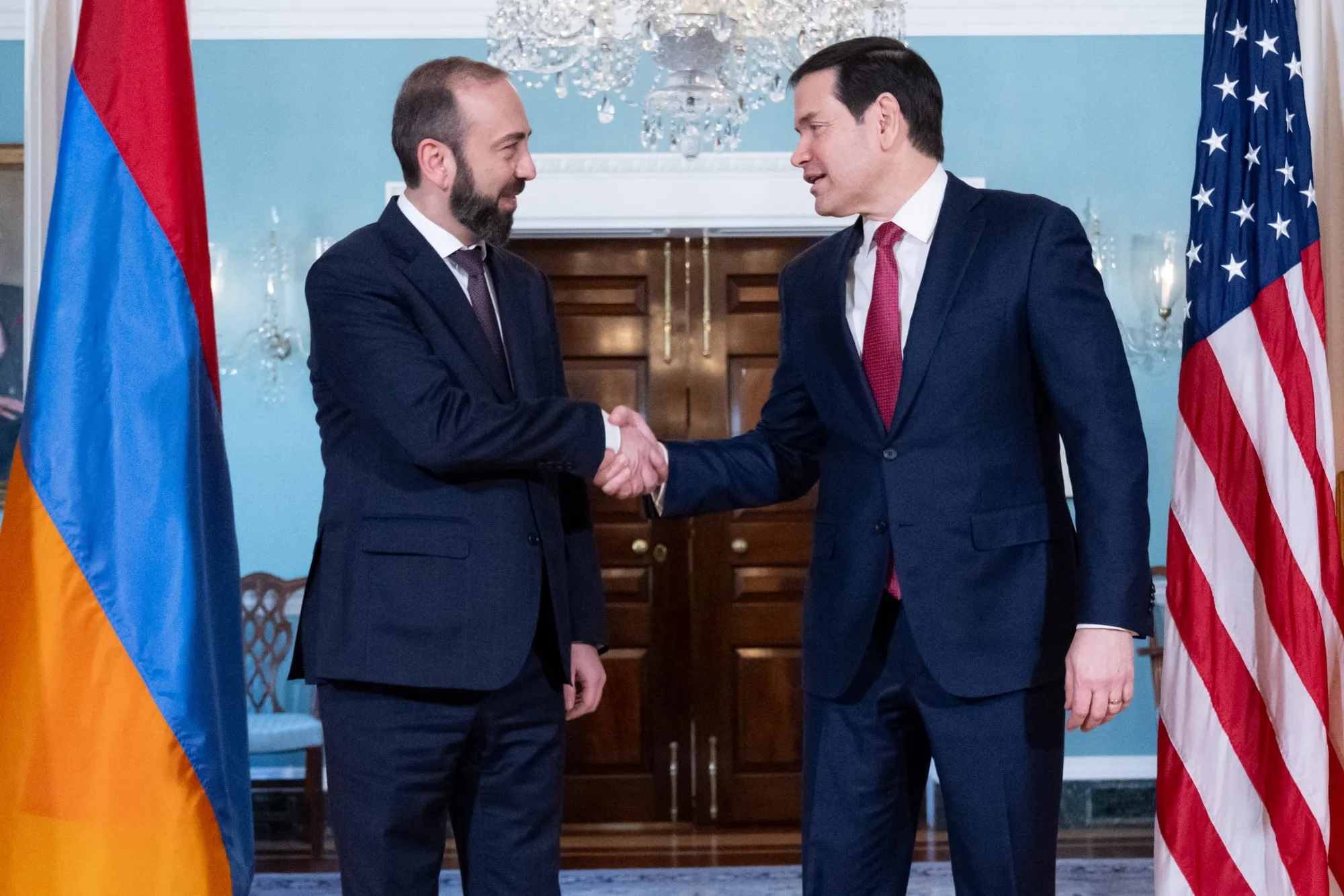 Marco Rubio greets Armenian Foreign Minister Ararat Mirzoyan in Washington, DC, on January 13.