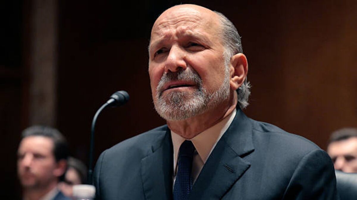 Lutnick Says He Met Epstein Three Times Over 14 Years