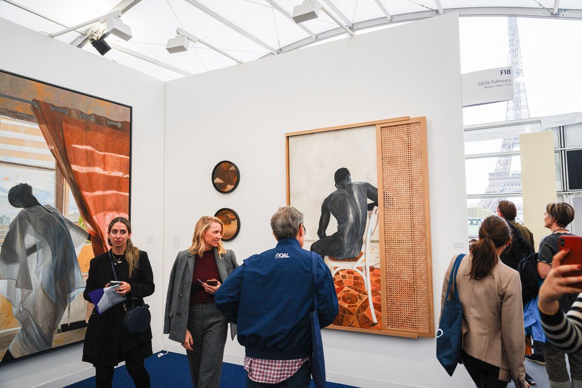 Soft Art Market Sends Collectors on Search for the Next Big Trend in Art -  Bloomberg