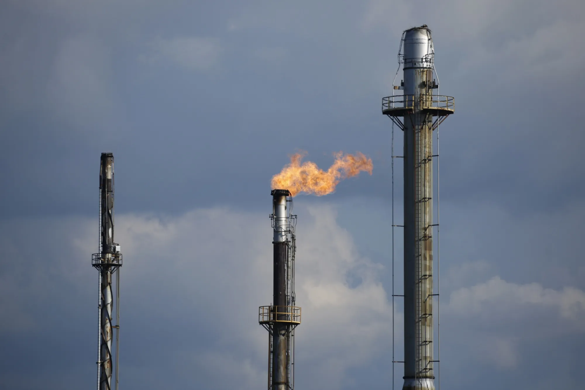 A Marathon Petroleum Refinery Ahead Of Earnings Figures