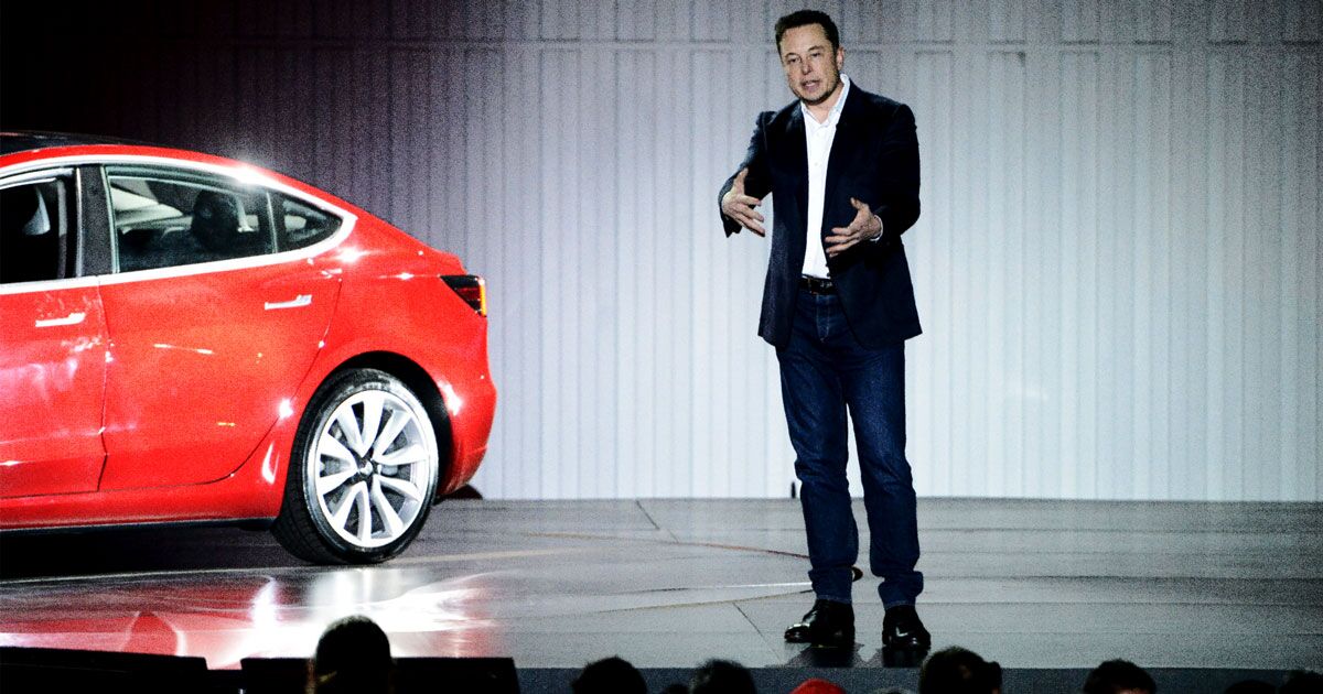 bloomberg.com - David Welch - Elon Musk Demanded Tesla's Electric Doors Despite Safety Worries