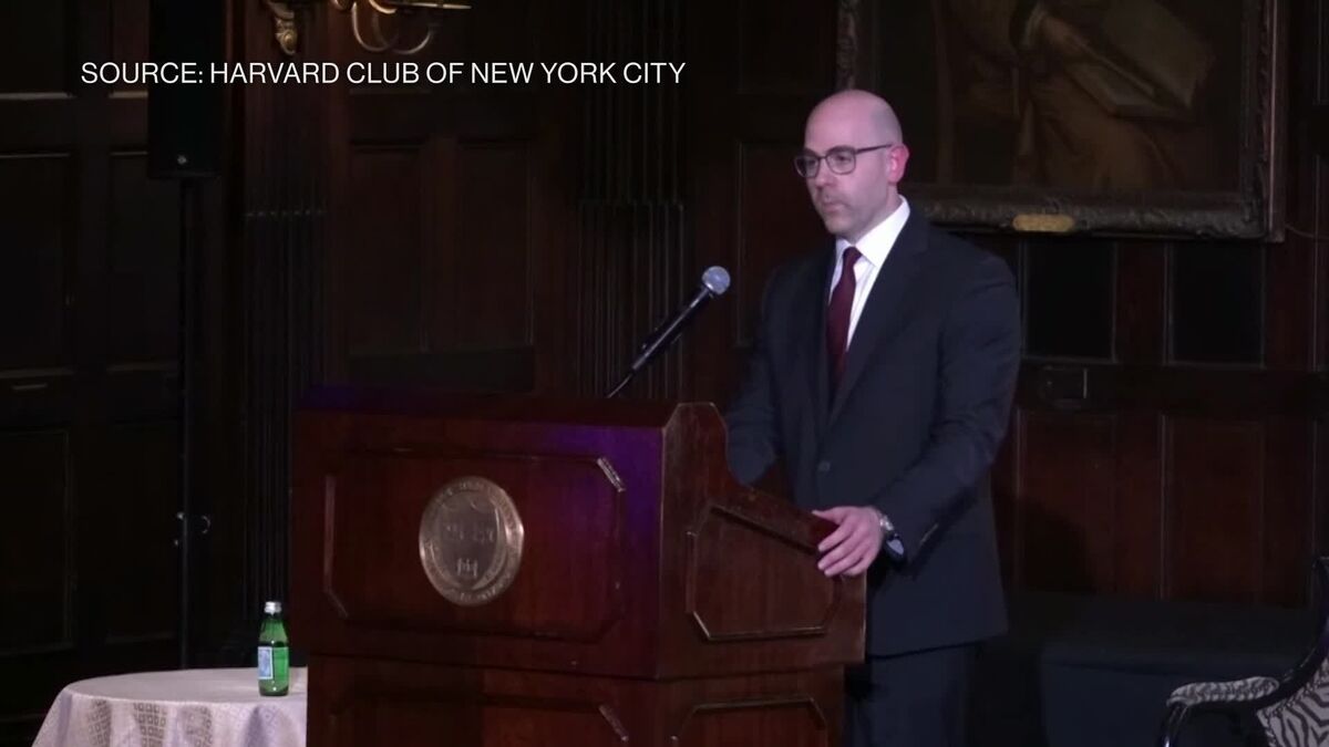 ⚫️ BLOOMBERG: "La crescita delle stablecoin potrebbe ridurre il tasso d'interesse neutro, afferma il governatore della Federal Reserve"