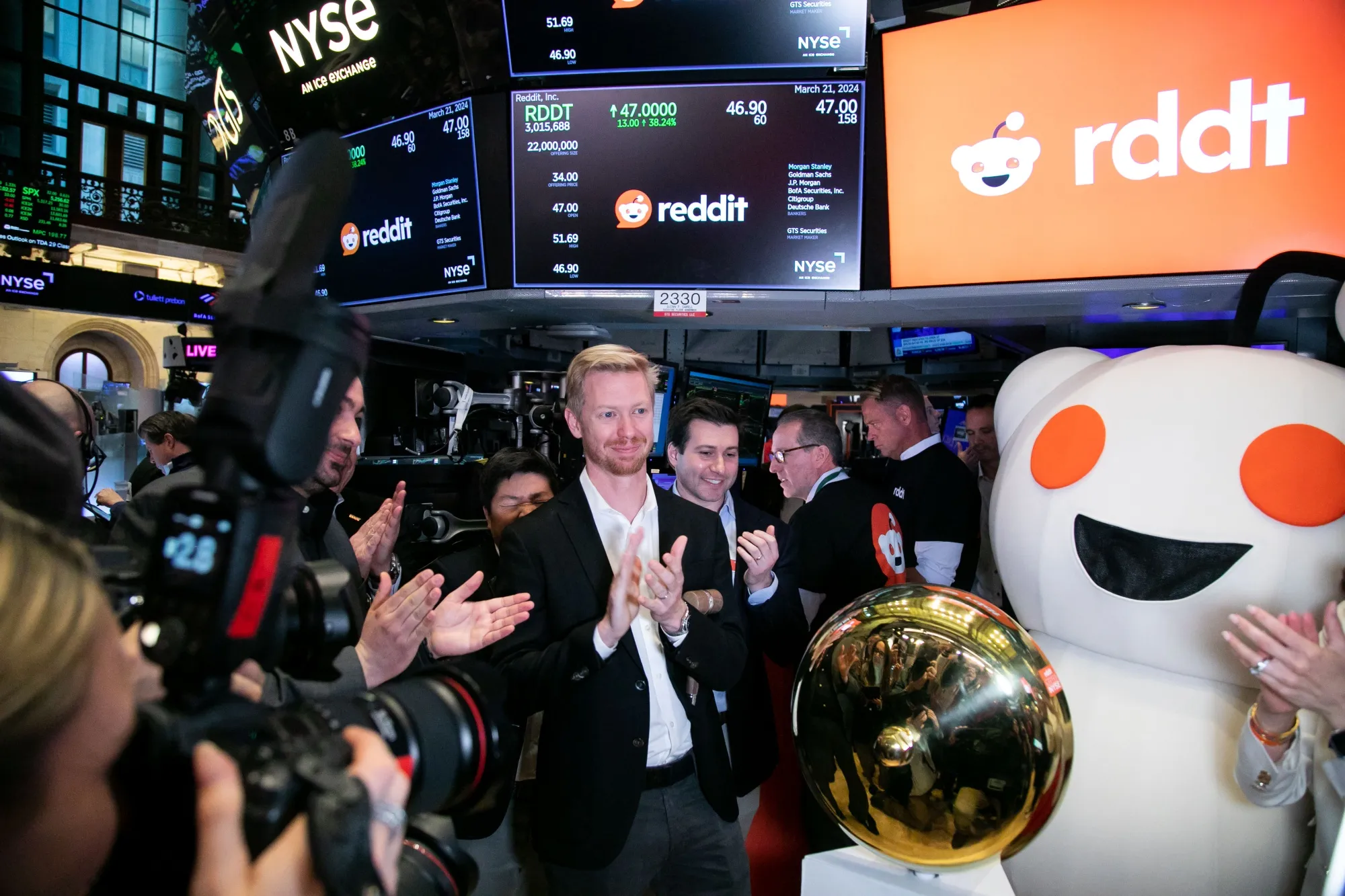 How Does Reddit Build on Momentum of Strong First Earnings Report? -  Bloomberg
