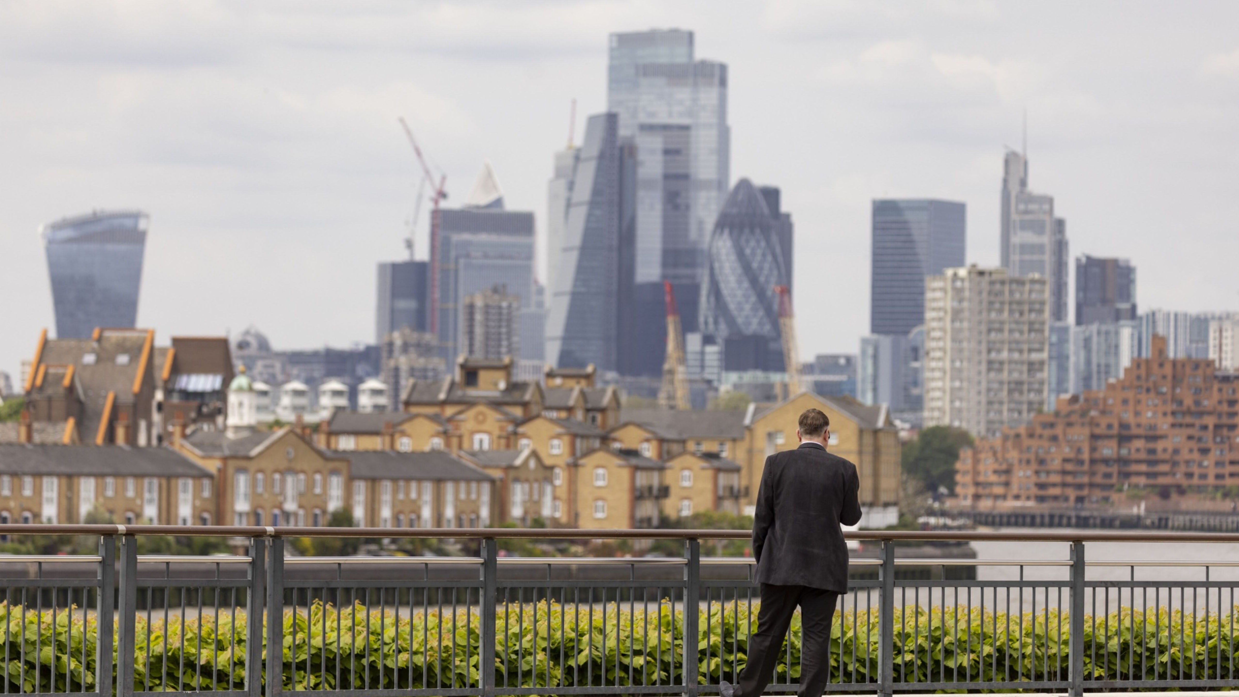 Watch State of the UK real estate market Bloomberg UK Show Bloomberg
