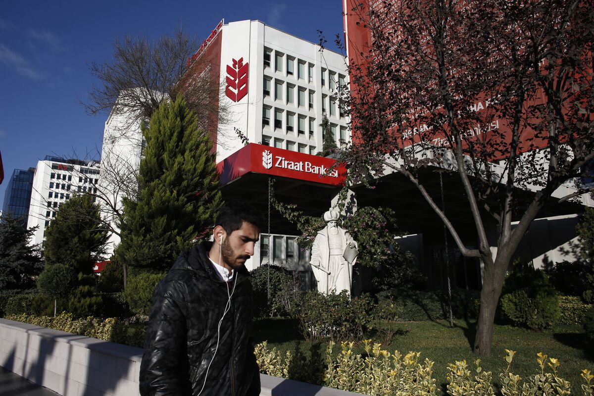 Turkey Plans Bigger Capital Boost for State Banks to Accelerate Lending Before Elections
