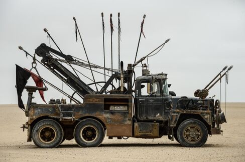 The War Boys who manned this truck each did his own stunts. No CGI was used.