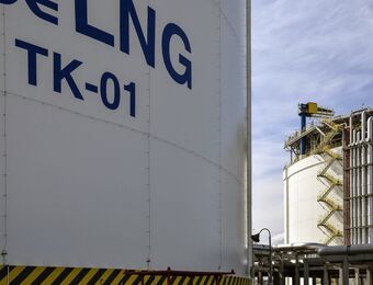 relates to One of the World’s Oldest LNG Deals Is Unraveling on the Virus