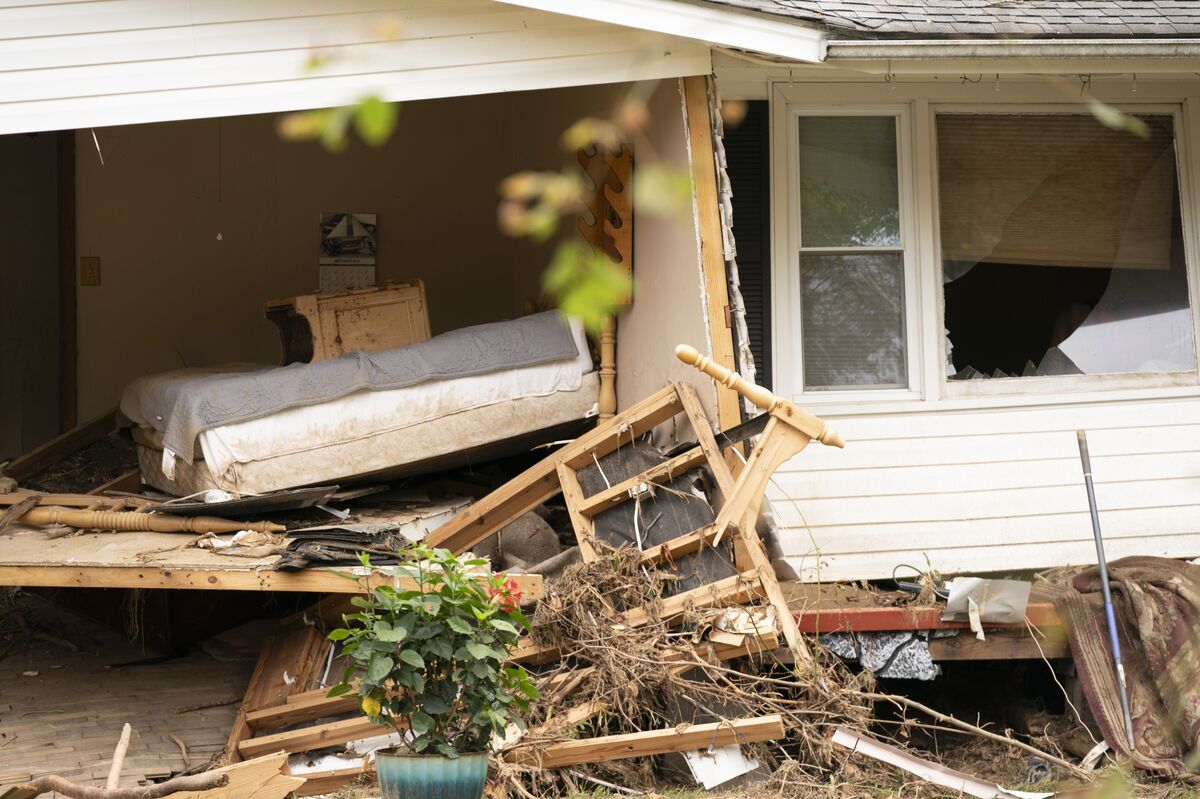 Your Credit Score Shouldn’t Matter in a Natural Disaster