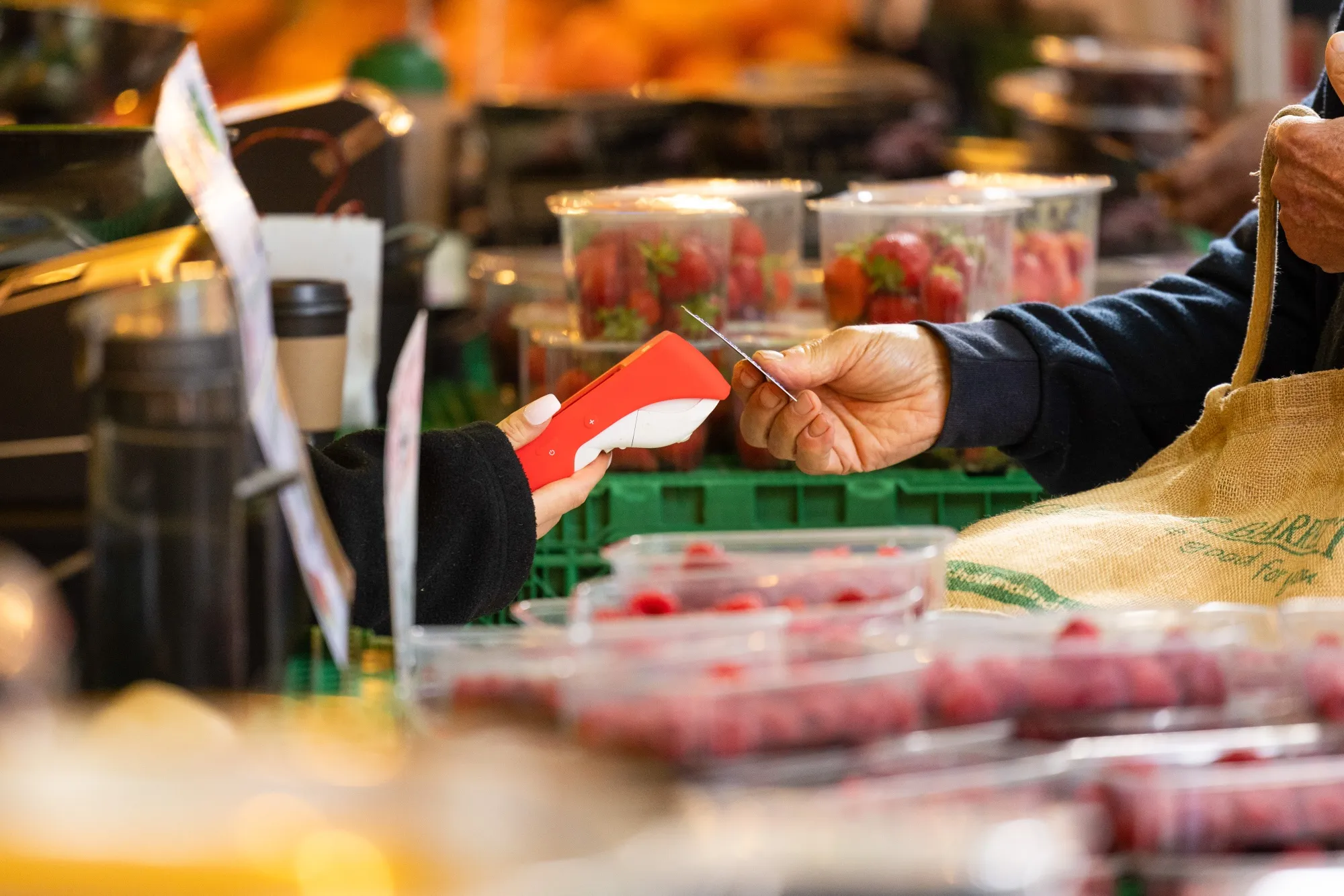Some 2.6% of credit card balances were 60 days past due in the first quarter, according to&nbsp;data&nbsp;published Wednesday.&nbsp;