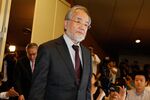 Yoshinori Ohsumi.