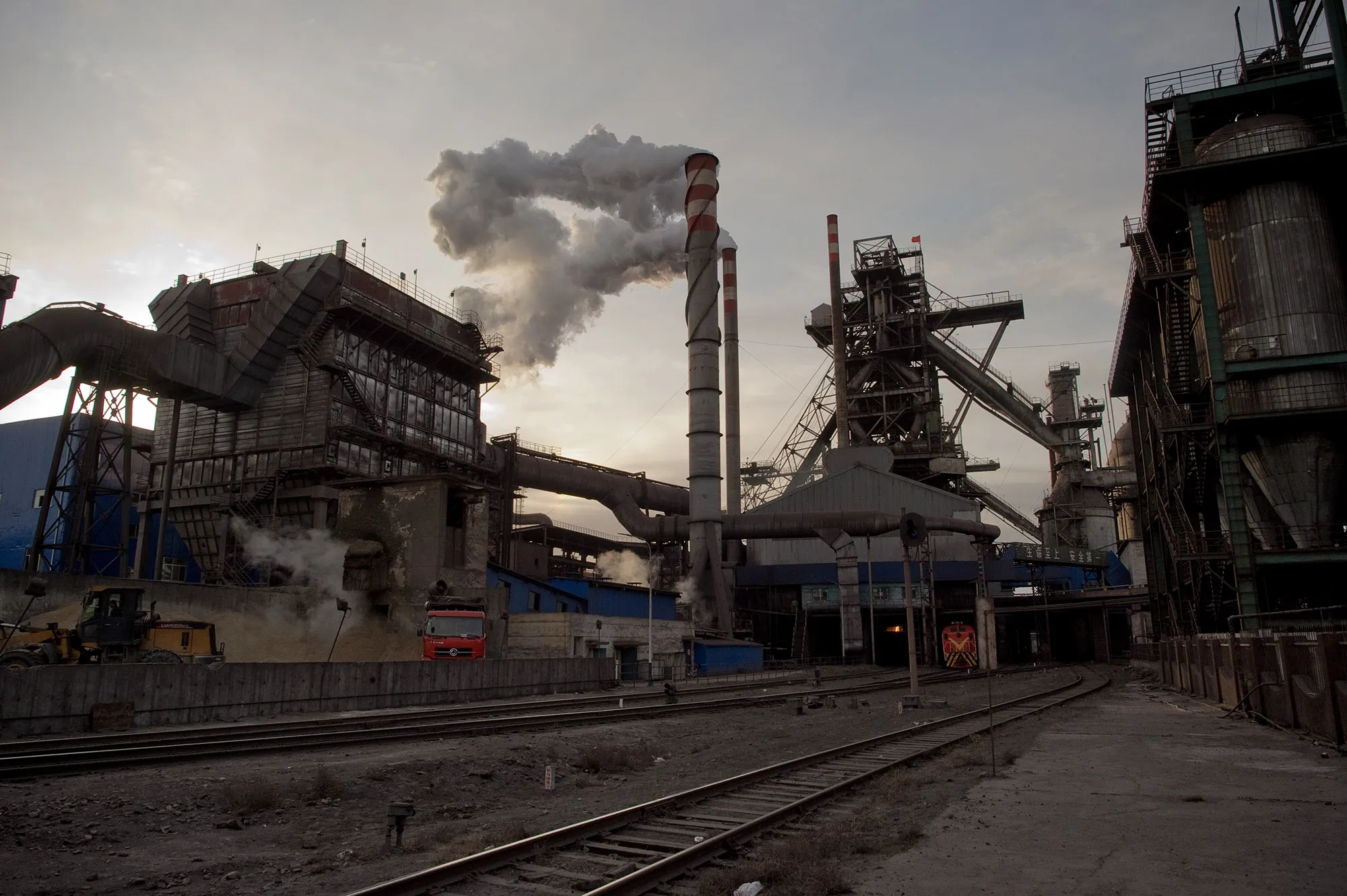 An&nbsp;Iron and Steel plant in Jiayuguan,&nbsp;China.
