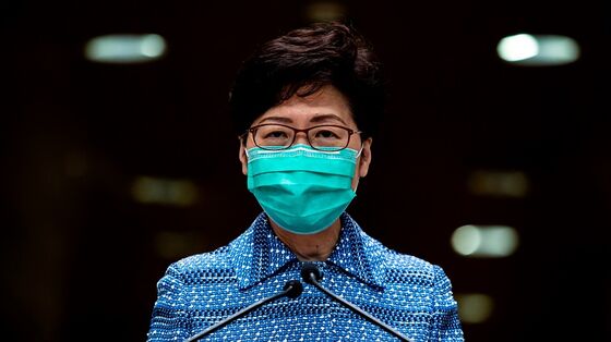 Hong Kong Warns Quarantine-Breakers They’ll Face Prosecution