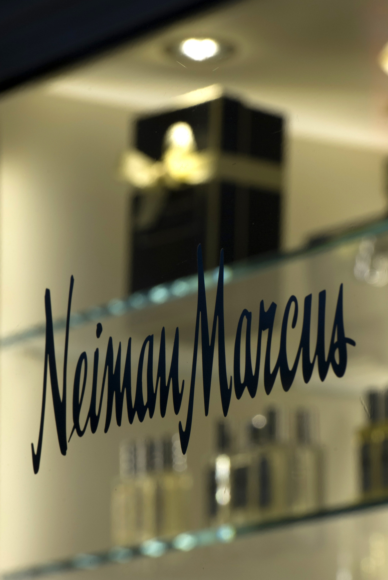 Neiman Marcus Scraps IPO, Withdrawing August 2015 Filing - Bloomberg