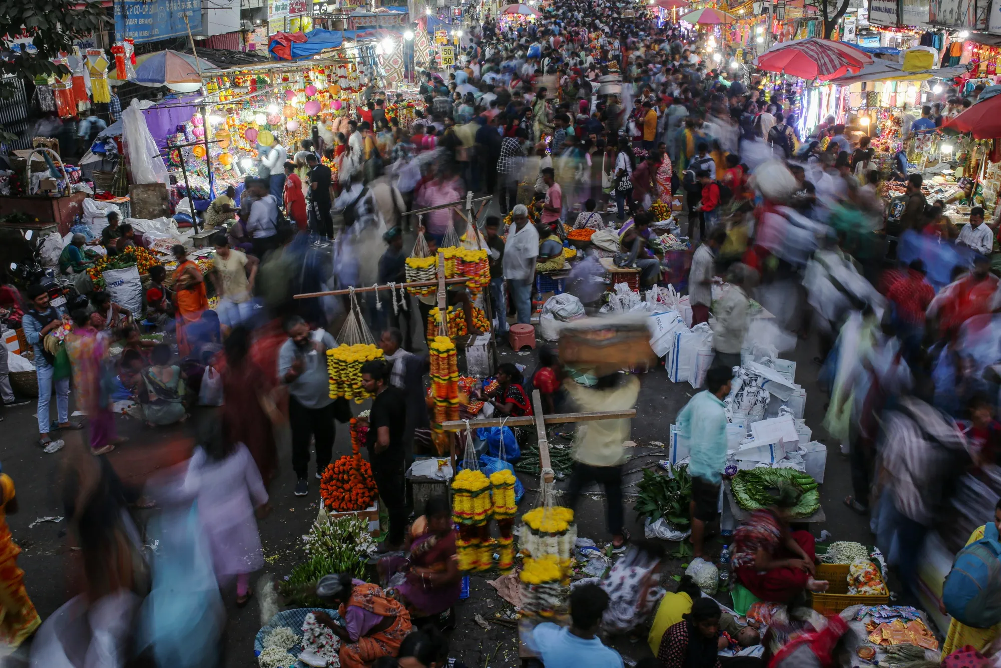 Shoppers at the Dadar market in Mumbai.