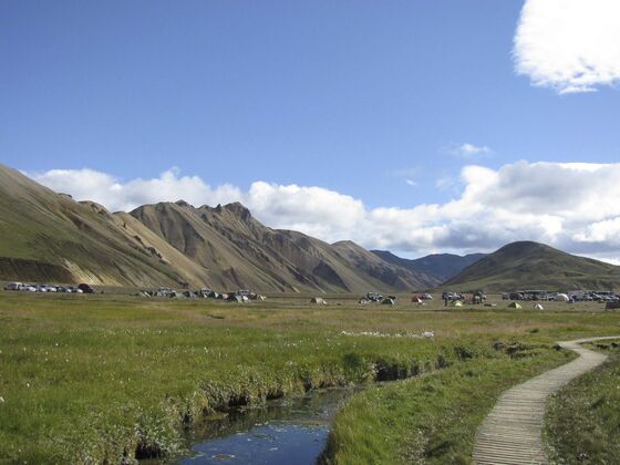 The Wrong Way to Visit Iceland