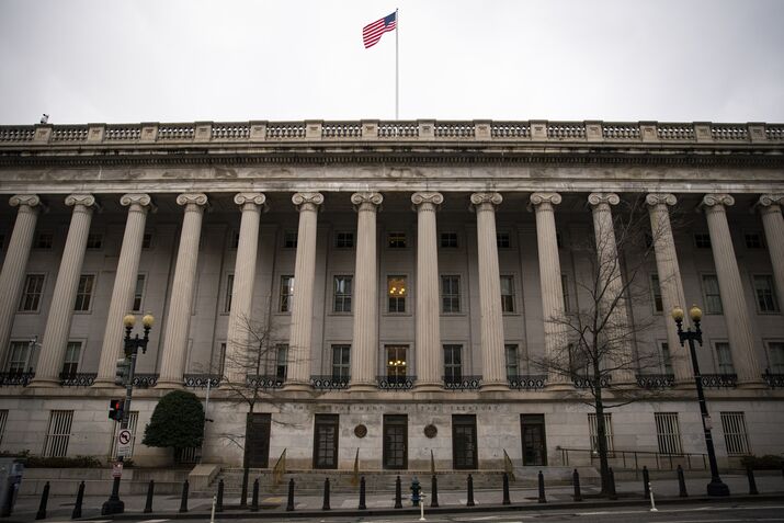 US Backstops Bank Deposits To Avert Crisis After SVB Failure