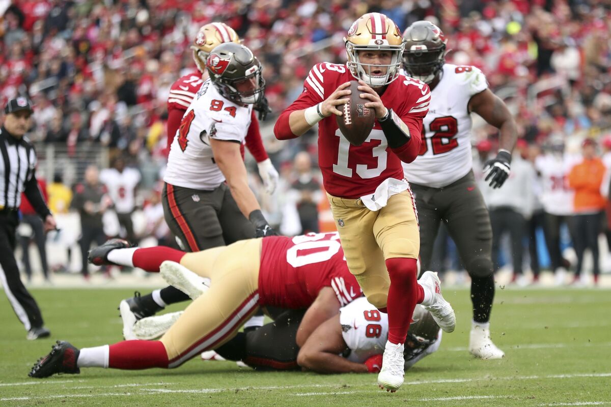 Brock Purdy, 49ers Aim to Clinch NFC West in Seattle - Bloomberg