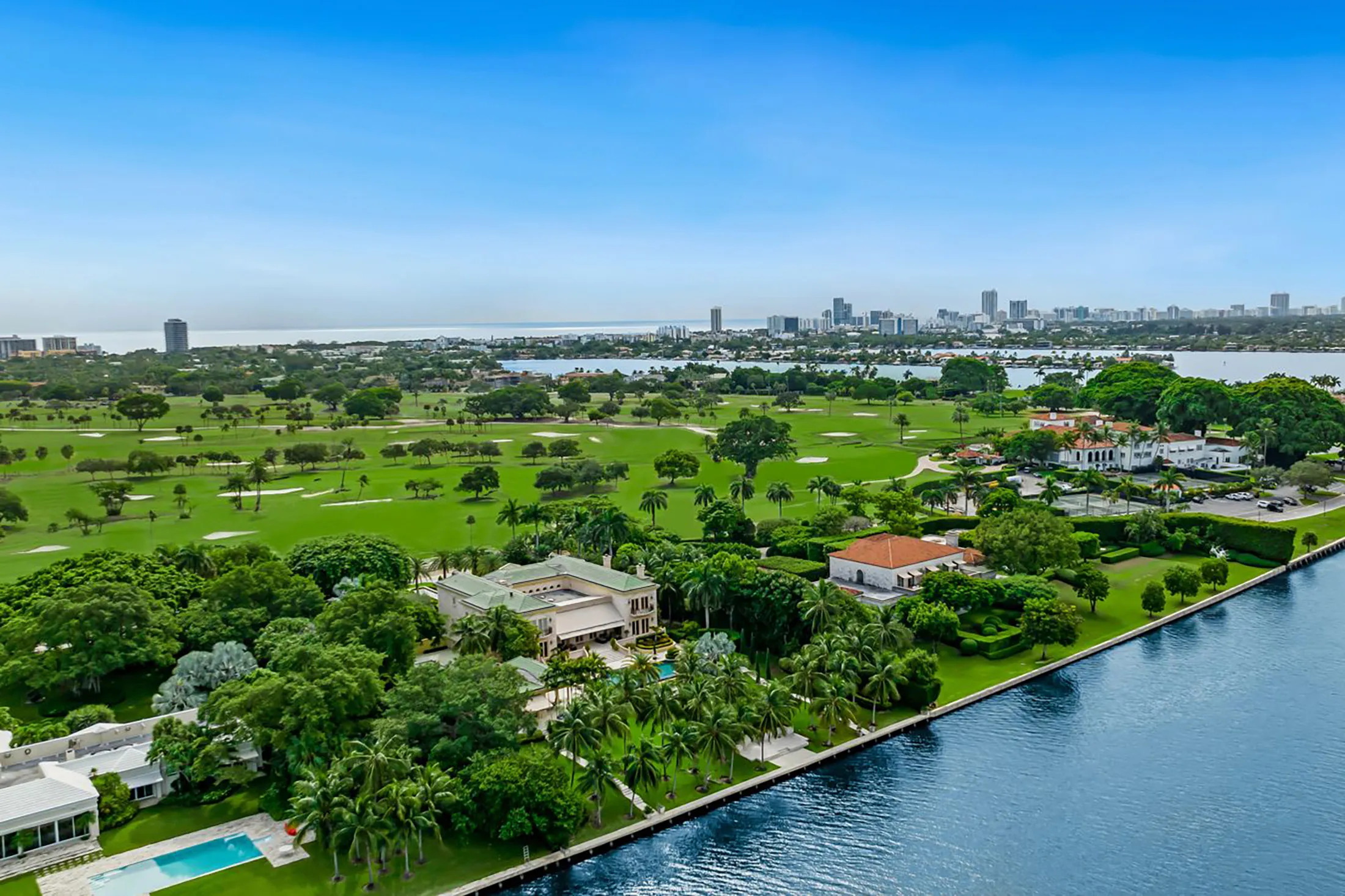 1444 Bunker Dr, Davenport, FL 33896 | MLS# TB8427051 | Trulia, image size:2200x1466