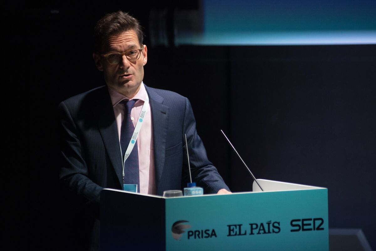 Activist Hedge Fund Turns Prey as Spanish Media Fight Flares Up