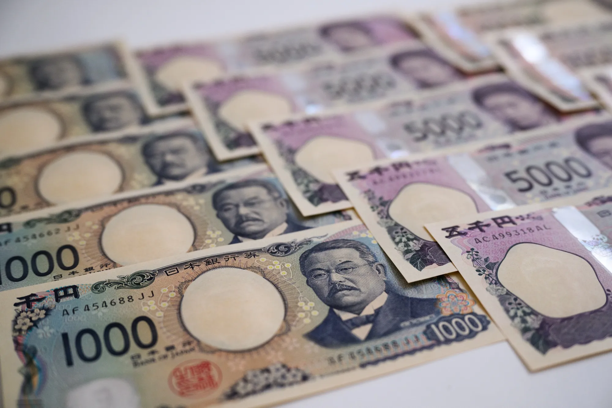 円は145円台後半に上昇、トランプ氏が8月1日から銅50％関税と発表