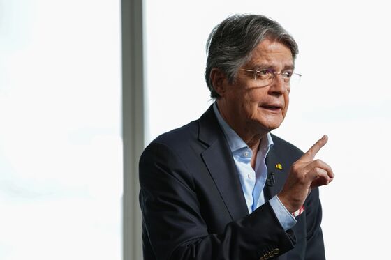 Banker-Turned-President Vows to Raise Taxes on Ecuador’s Wealthy