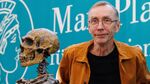 Svante Pääbo, Director of the Max Planck Institute for Evolutionary Anthropology, with a model of a Neanderthal skeleton.