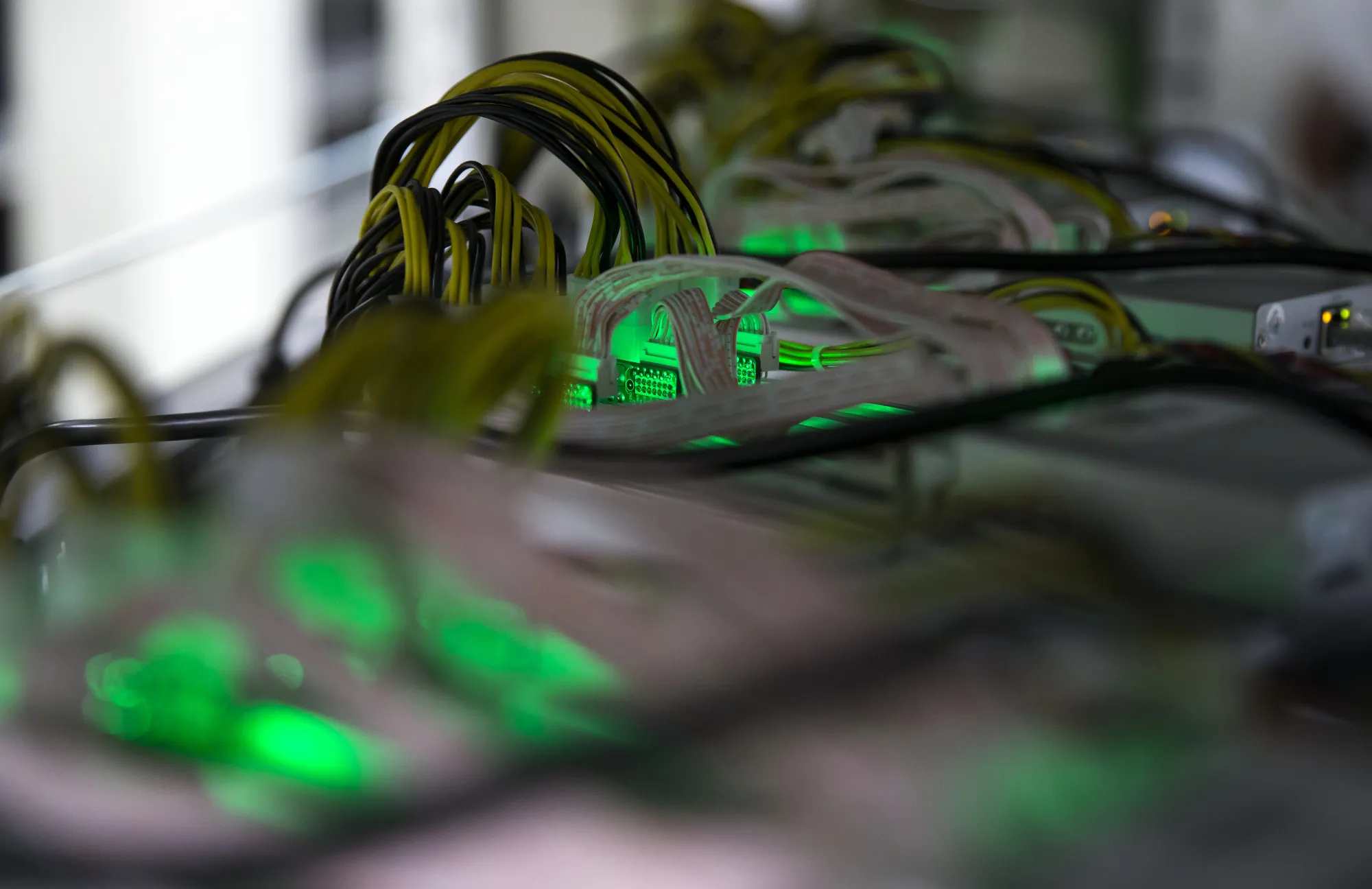 Inside The DMM Mining Farm As Japan Unveils Guidelines For Allowing Initial Coin Offerings