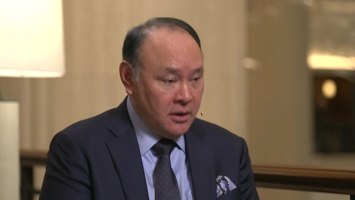 Philippines Seeks Closer Ties With China's Adversaries