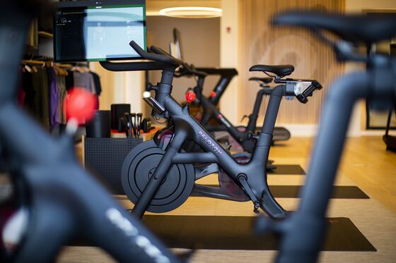 Peloton Beats NordicTrack Maker’s Push to Bar Sales of Bike