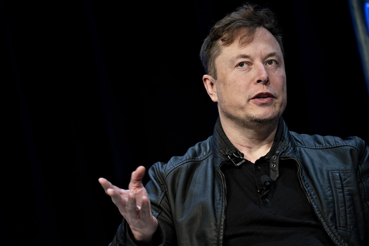 Watch Roblox CEO on Musk's Twitter Takeover - Bloomberg