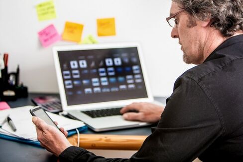 Since It Can't Sue Us All, Getty Images Embraces Embedded Photos