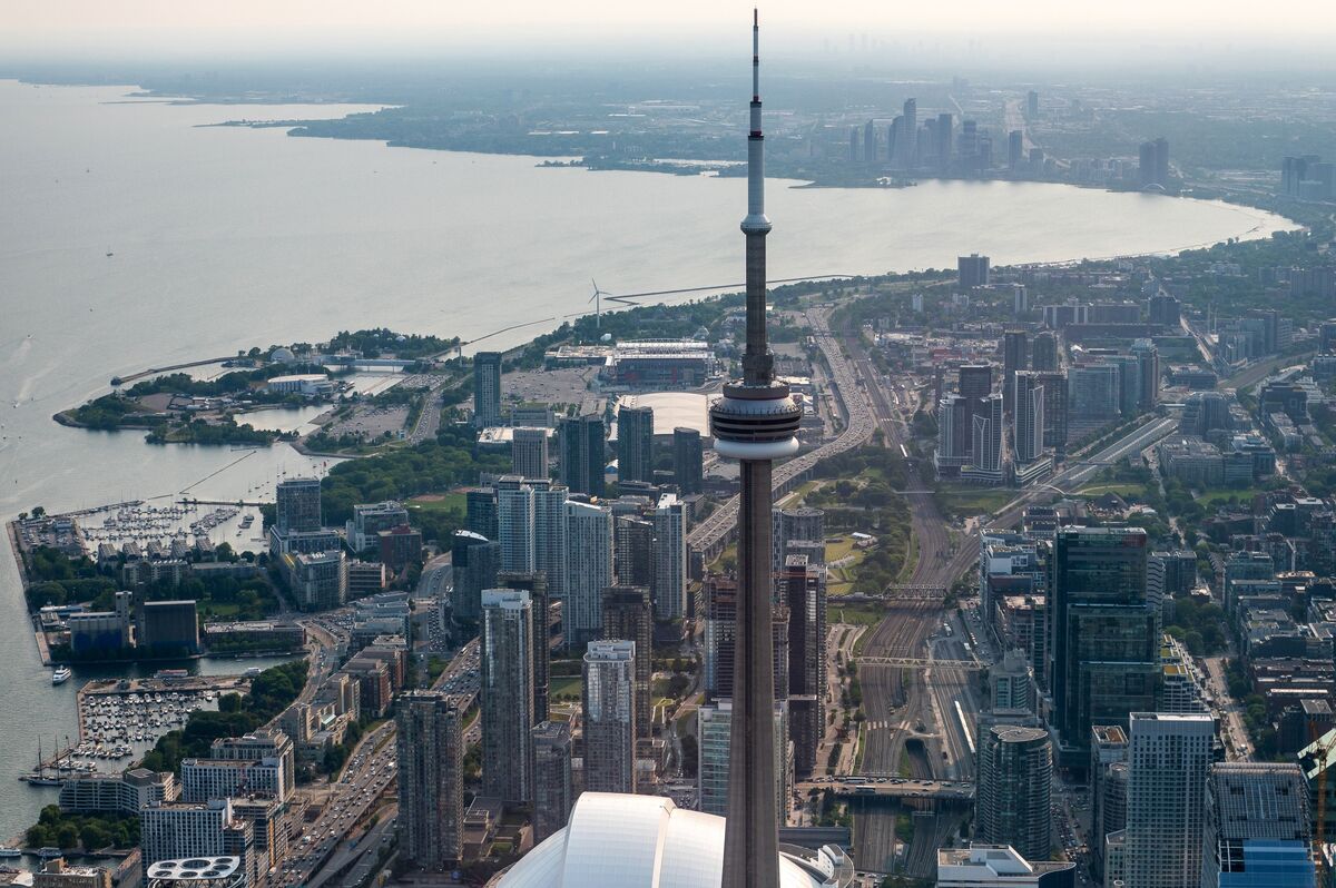 Brookfield, Birch Hill Near $2.9B Deal for Canadian Mortgage Firm