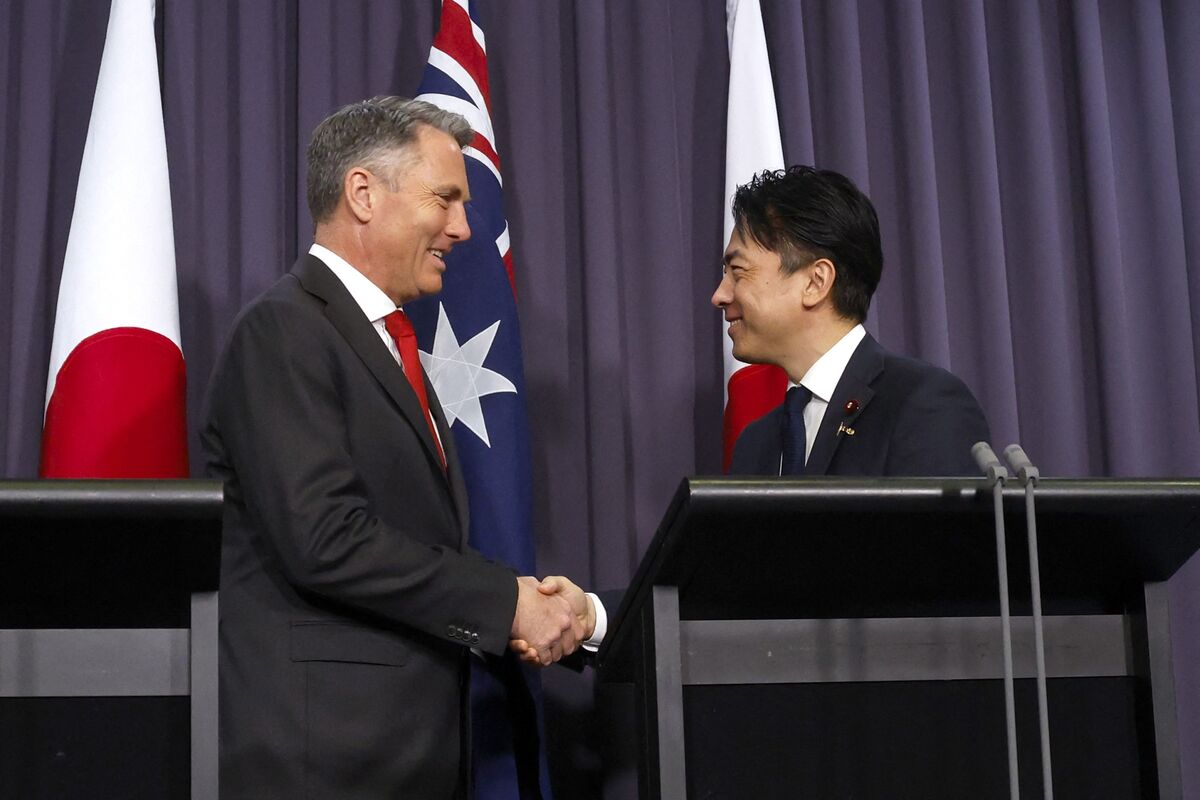 Japan Agrees to Test Hypersonics, Other Missiles in Australia