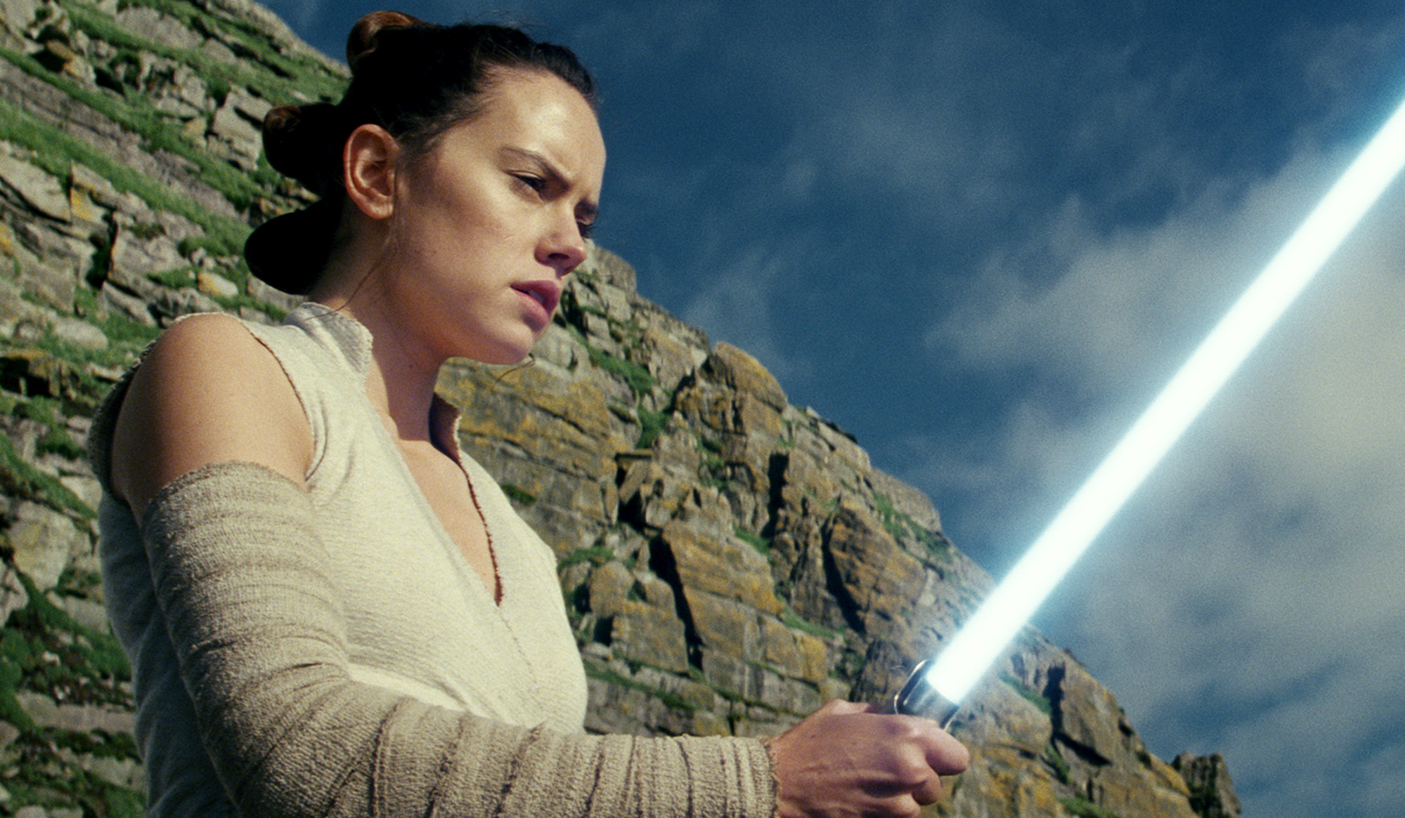 The Last Jedi' Is Good. It Just Isn't Magical. - Bloomberg