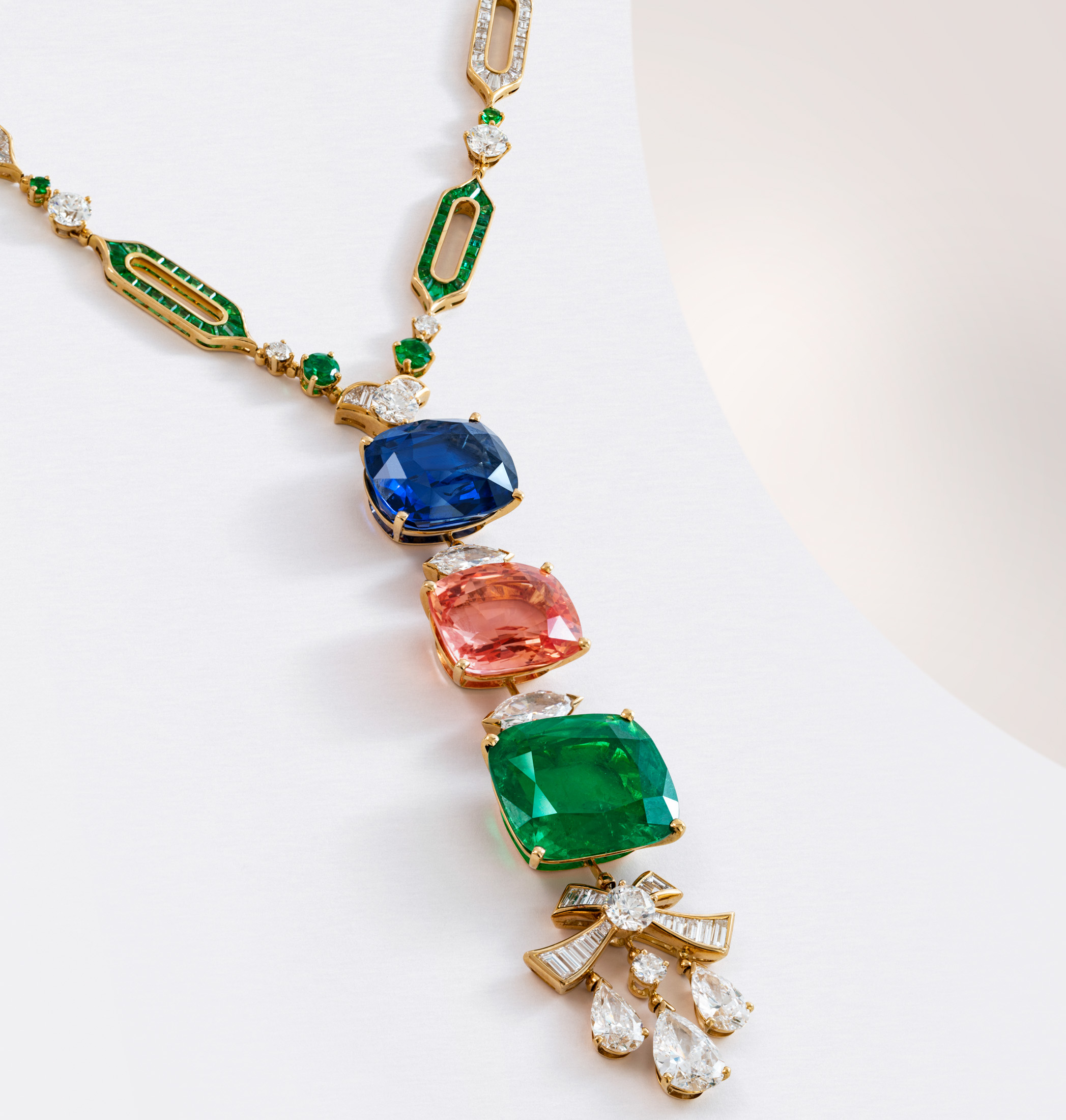 A Necklace Worth Half a Billion? The 5 Most Expensive Jewels from