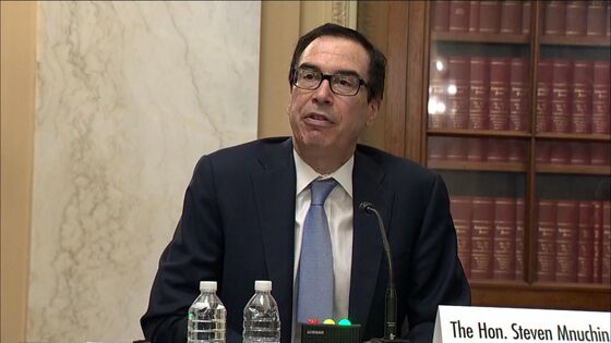 Mnuchin Backs New Stimulus Targeted to Stragglers in Reopening