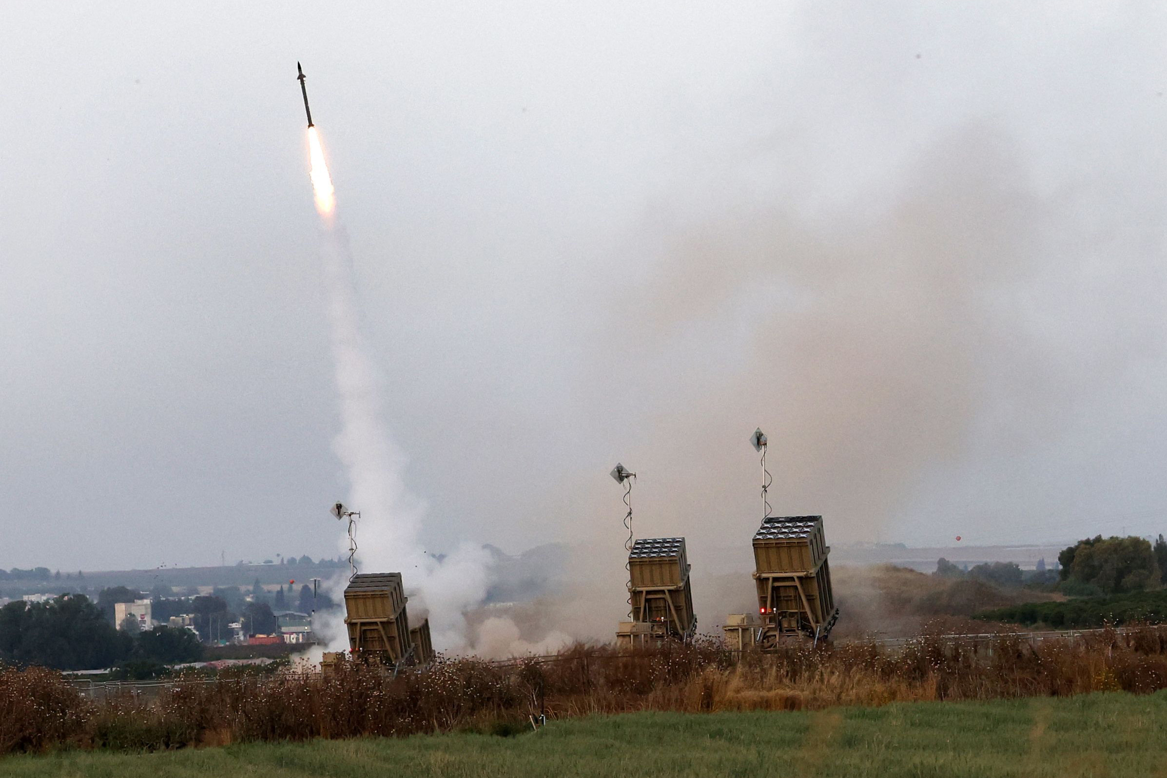 Germany, Israel sign 'historic' missile shield deal