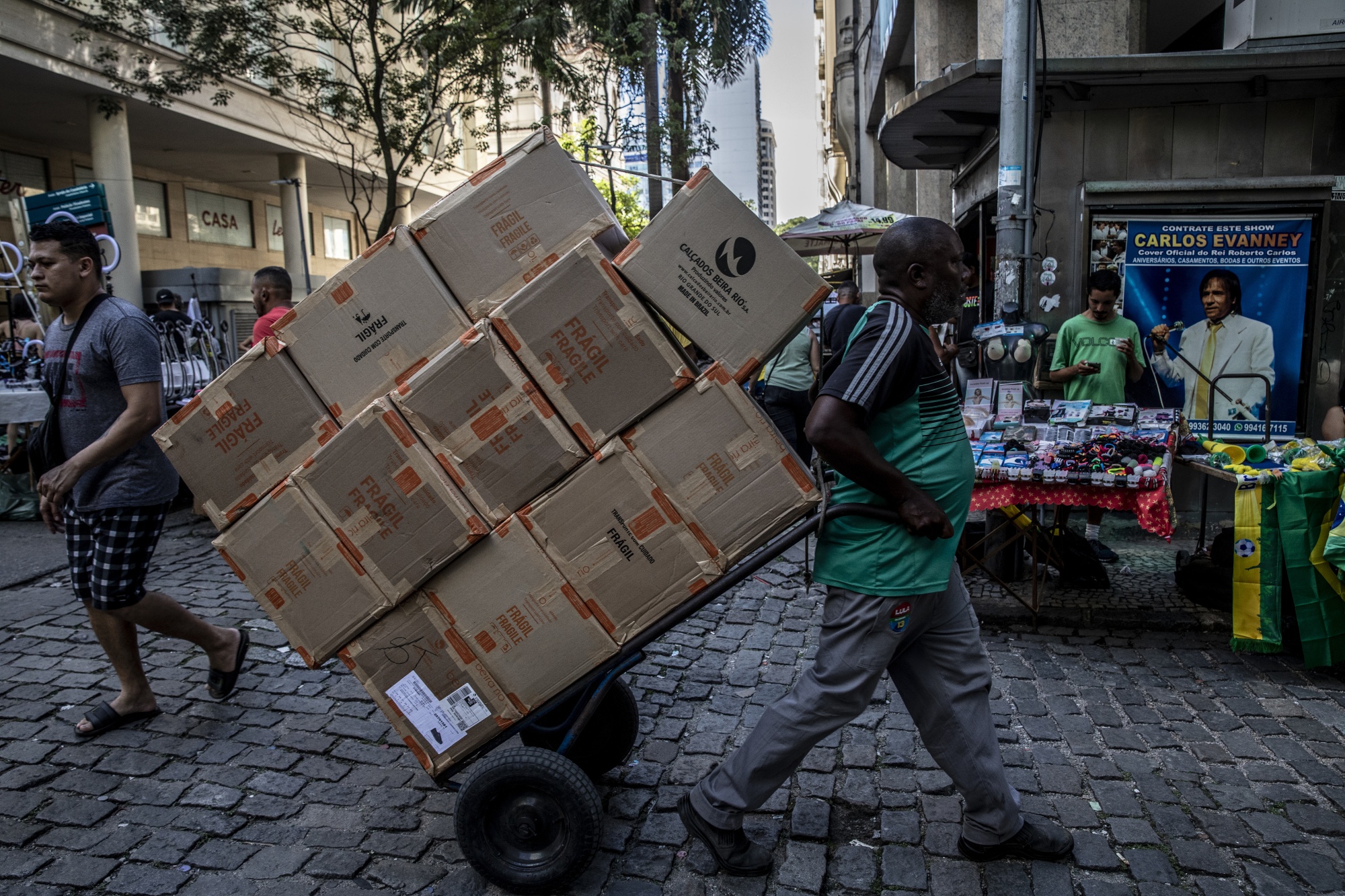 Brazil Central Bank Hastens Rate Hikes to Strangle Inflation, USD/BRL in  Peril