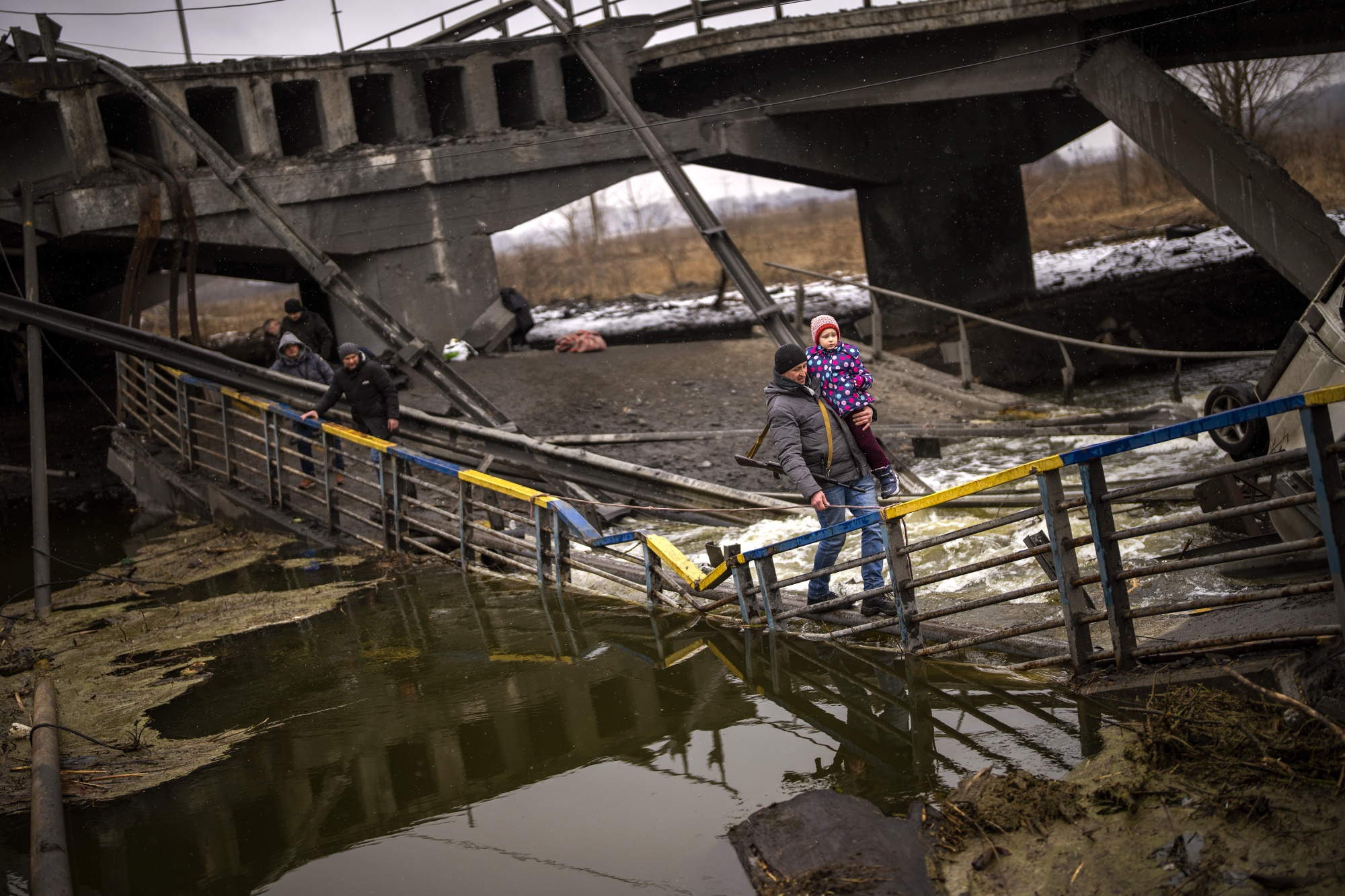 How Kyiv Transformed Its Subway Into a Bomb Shelter - Bloomberg