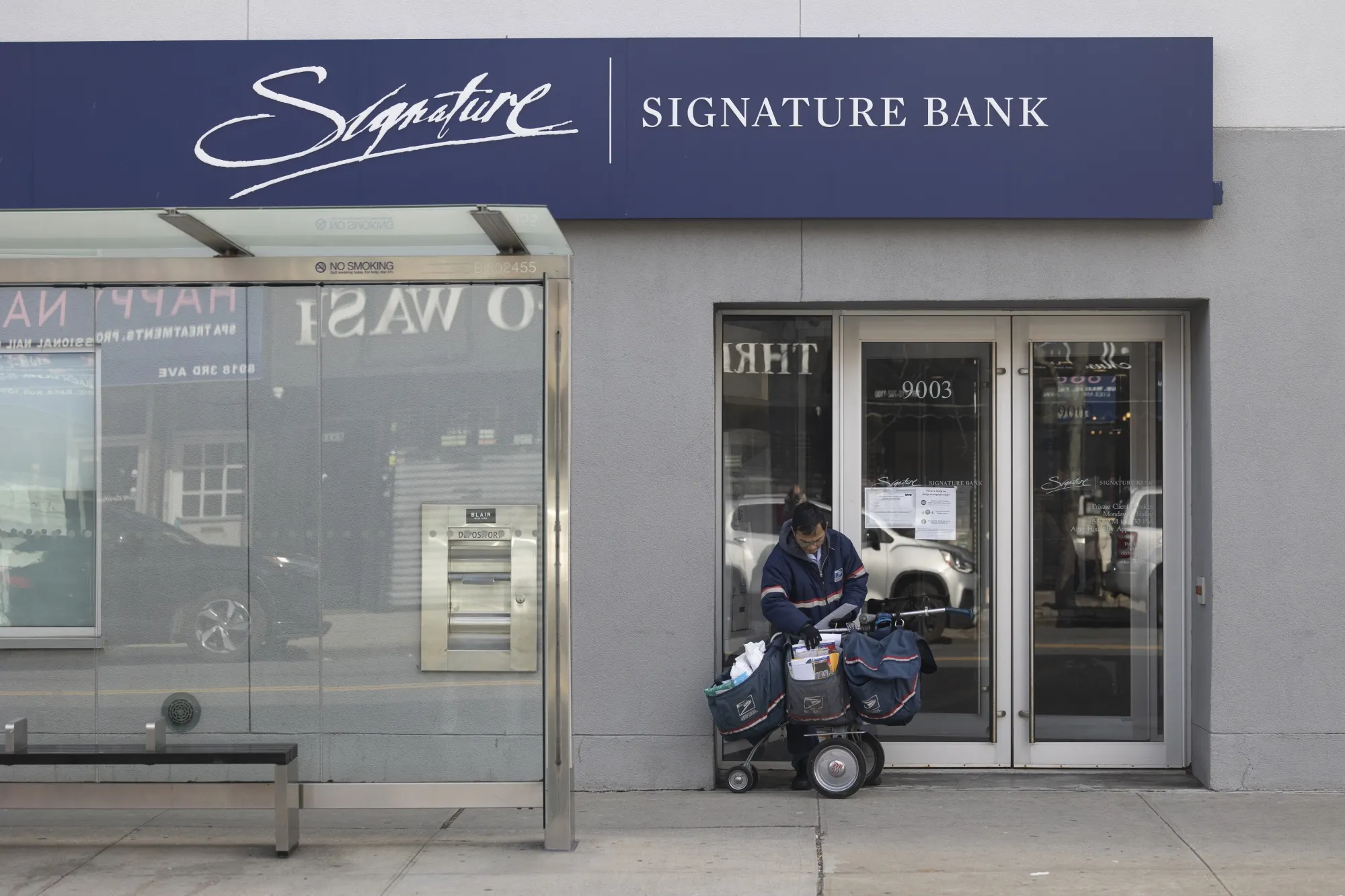 'Old-School' Signature Bank Collapsed After Its Big Crypto Leap