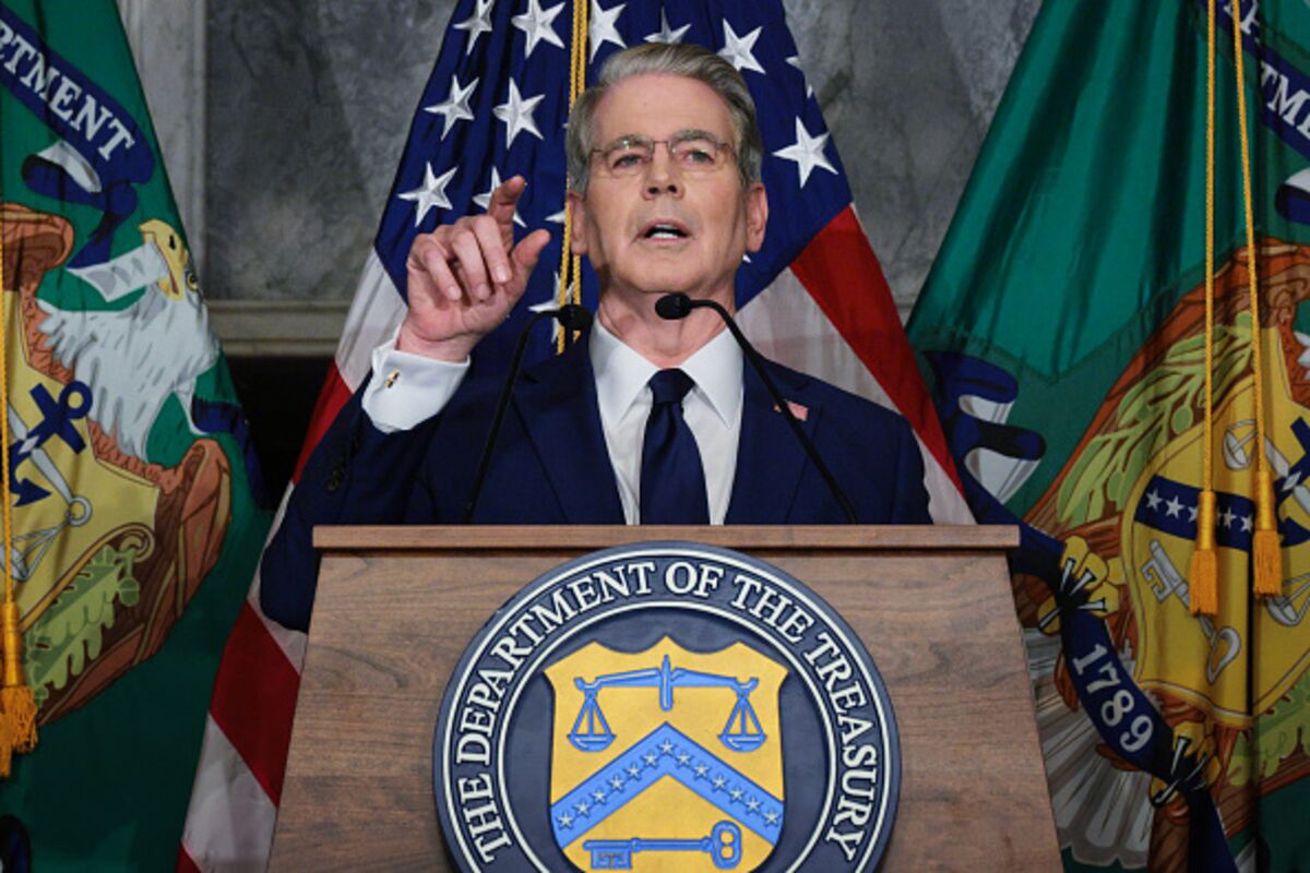bloomberg.com - Jonathan Levin - Treasury Secretary Scott Bessent Desperately Needs a Reset