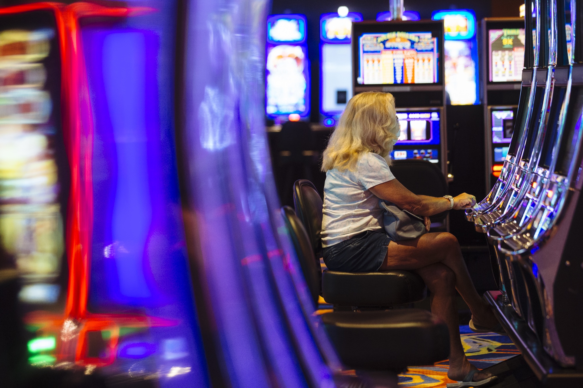 New Jersey Bans Smoking And Drinking In Casinos During Reopening