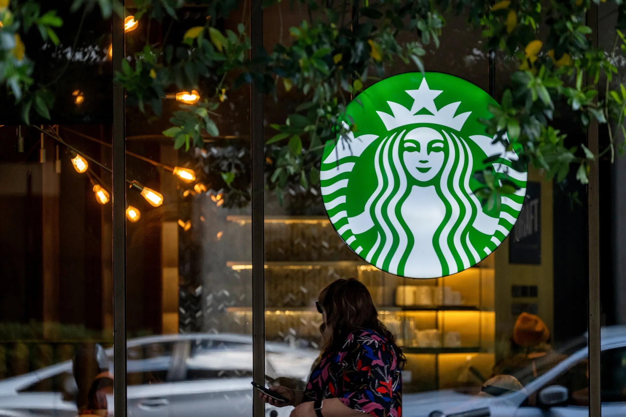米スターバックスが日本事業の売却など検討、5000億円規模も－関係者 
